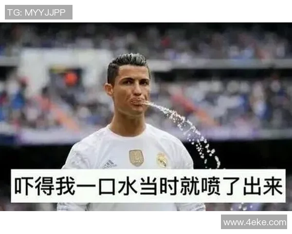 C罗街头足球明星的传奇之路与年轻球员的梦想碰撞 C罗街头足球明星的传奇之路与年轻球员的梦想碰撞