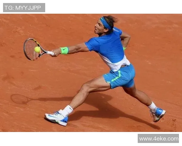 上海羽毛球队战术解析:深入探讨其盯防策略与应对技巧 上海羽毛球队战术解析:深入探讨其盯防策略与应对技巧