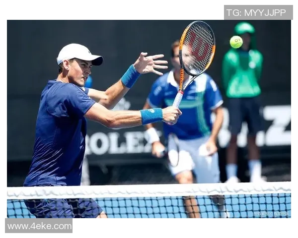 杭州网球队在大满贯赛事中的灵活应变能力与战术创新分析